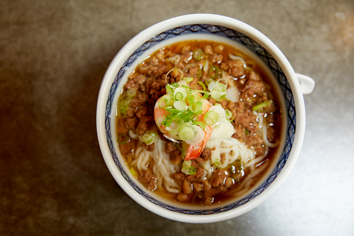 PINE & CRANE: THE SILVER LAKE RESTAURANT PUTTING TAIWANESE COMFORT FOOD ON THE LOS ANGELES TABLE